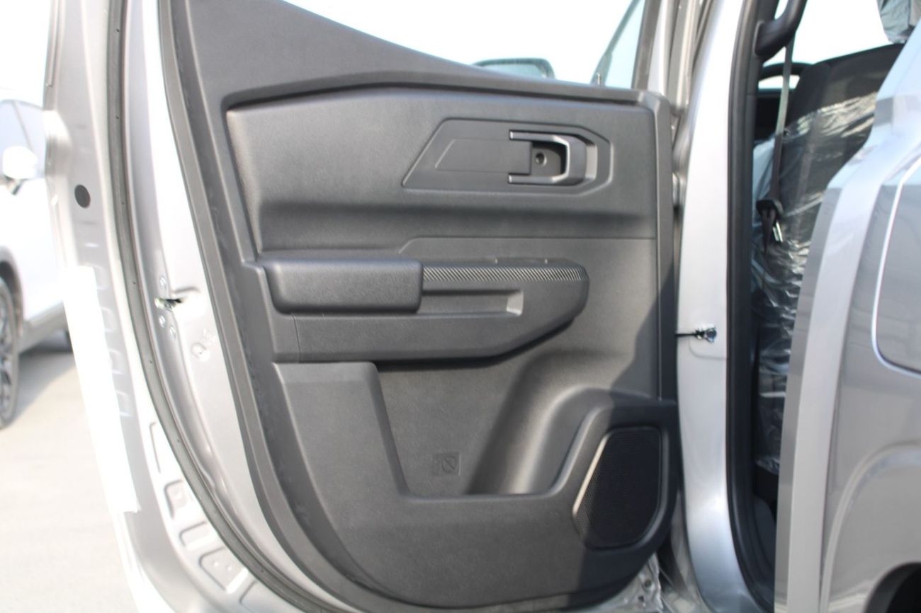 Mitsubishi L200 MITSUBIHSI L200 2.4L DIESEL DOUBLE CABIN 4 X 4 GL MANUAL