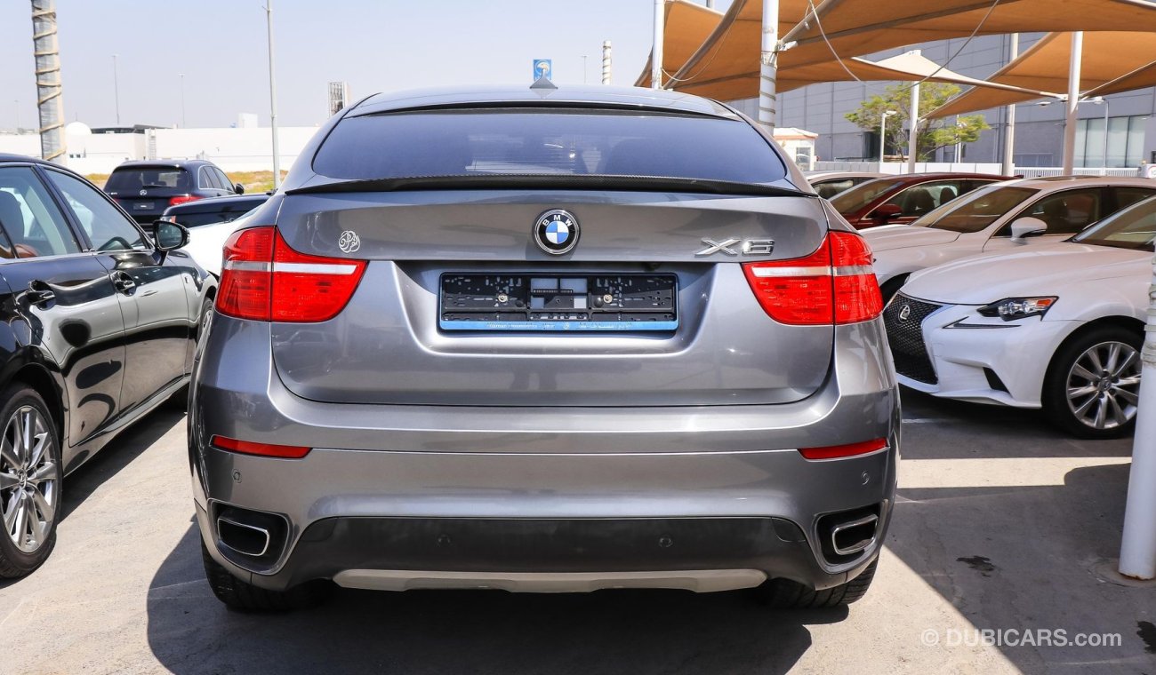 بي أم دبليو X6 Xdrive 50i