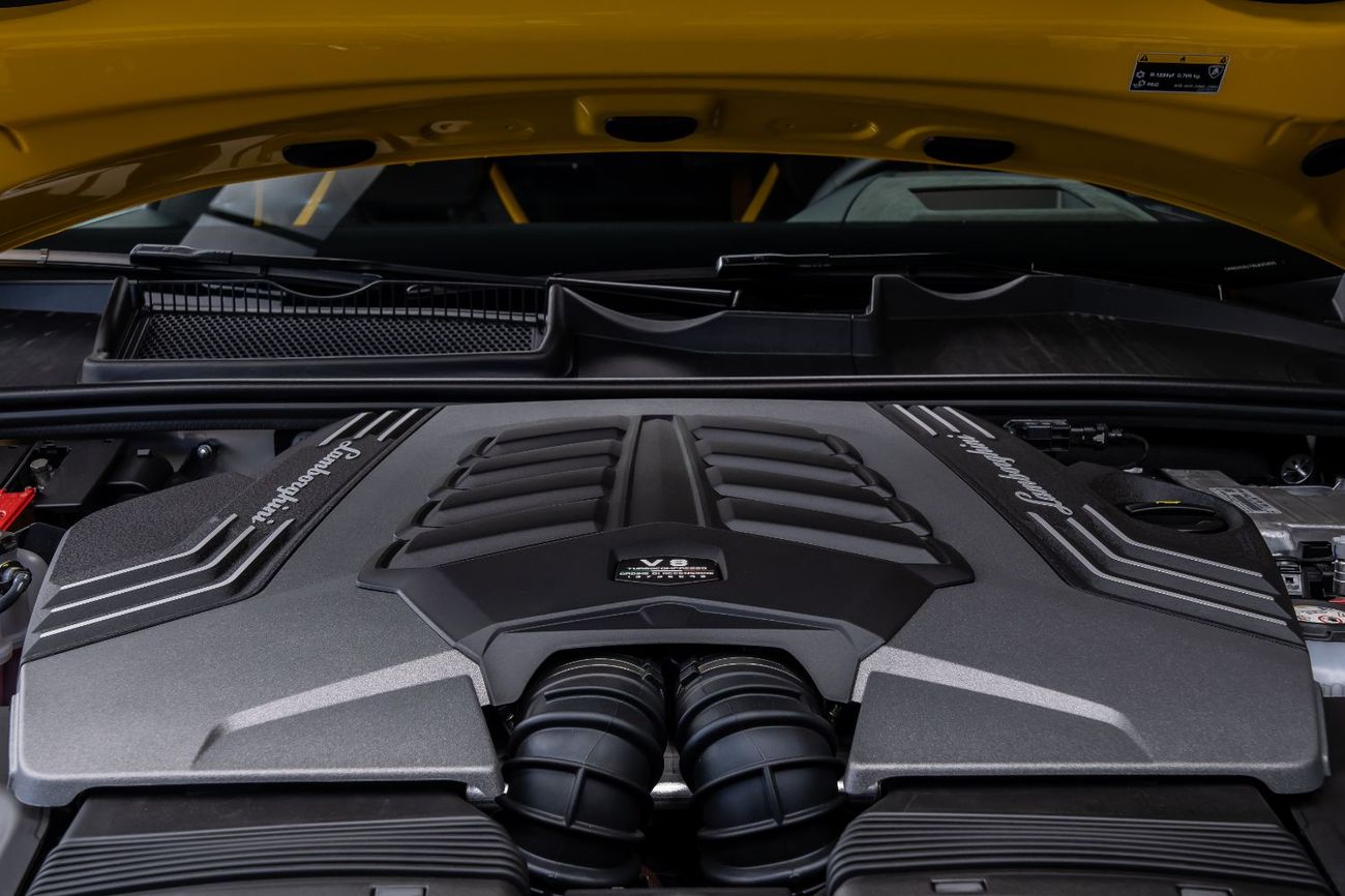 Lamborghini Urus Urus SE + B & W + Panorama + Massage seats + Ambient