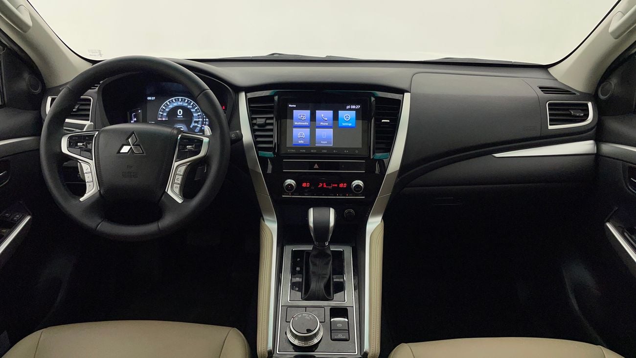 ميتسوبيشي مونتيرو سبورت GLS HIGHLINE PRIME EDITION 3 | بدون دفعة مقدمة | اختبار القيادة في المنزل