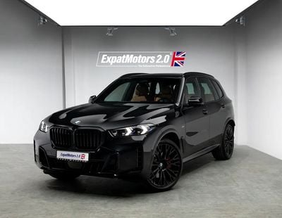 BMW X5 XDRIVE40i M SPORT Masterclass Shadow Line Low KM • Warranty + Service Package • GCC