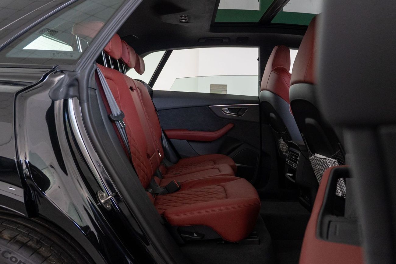 أودي SQ8 Delivery Mileage / Audi Warranty & Service Contract