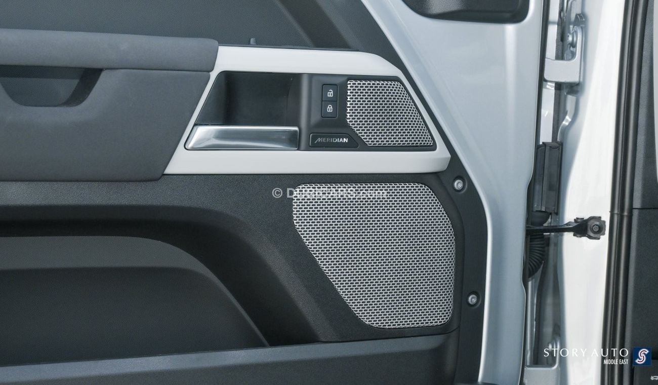 Land Rover Defender 130 P400 MHEV X‐Dynamic SE AWD Aut. (For Local Sales plus 10% for Customs & VAT)