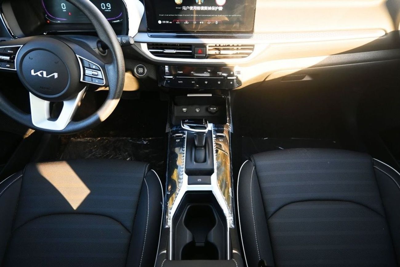 كيا K3 كيا K3 20251.5L IVT Comfort Edition