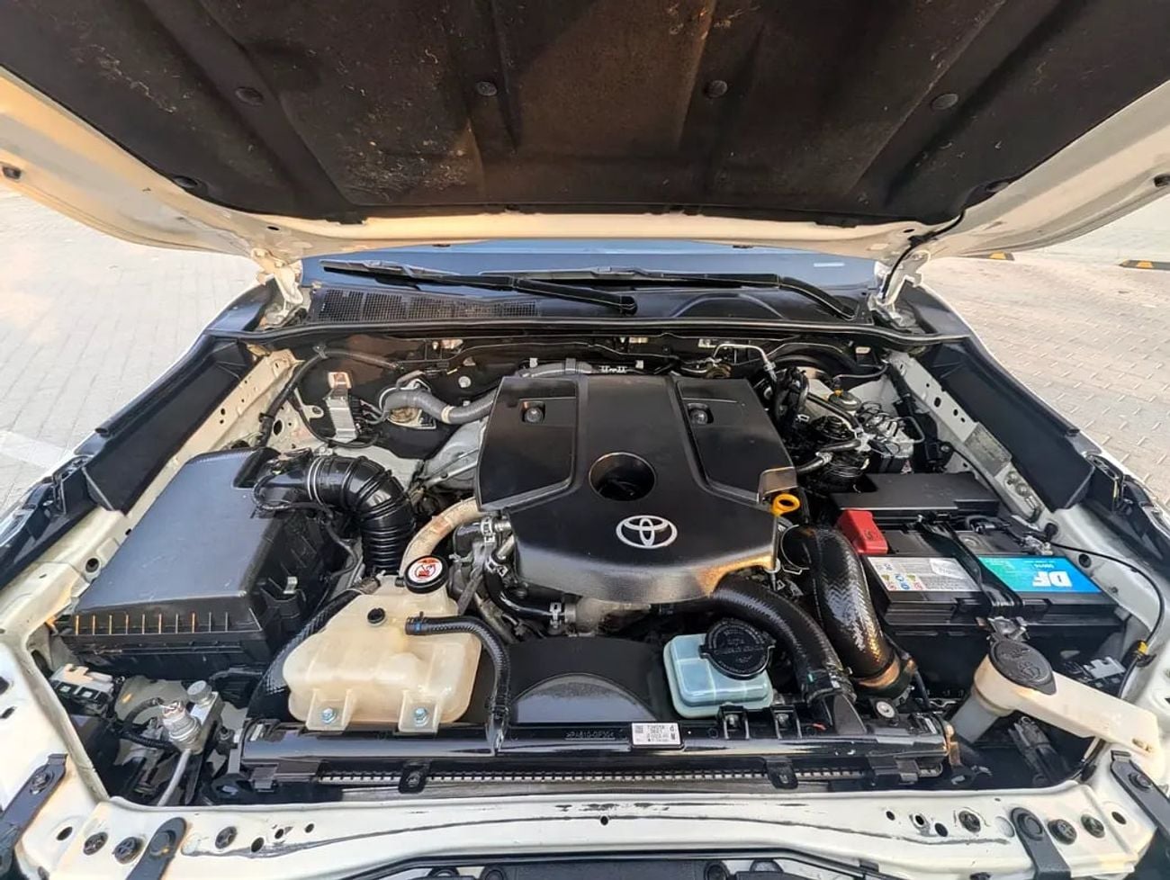 Toyota Hilux SGLX SR5  2021 Diesel 2.4L— GCC | Full Option