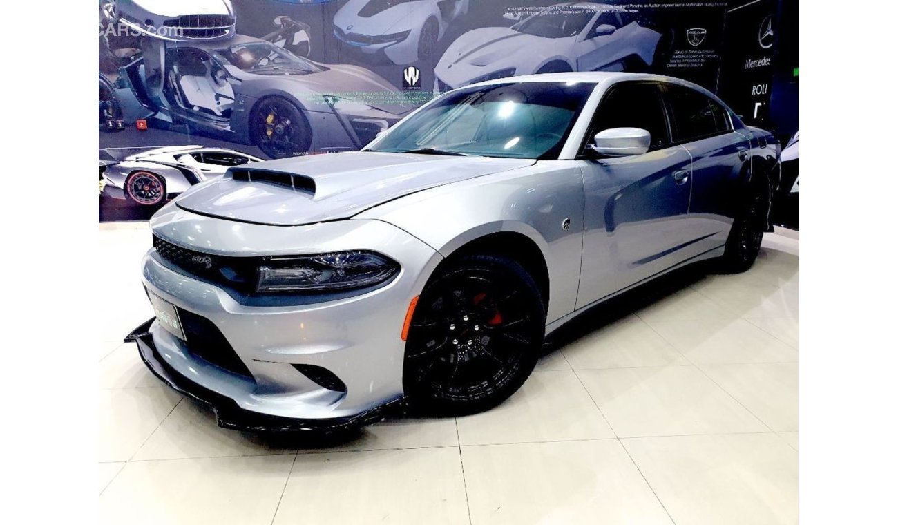 Dodge Charger V6 - 2017 - ONE YEAR WARRANTY - ( 920 AED PER MONTH )