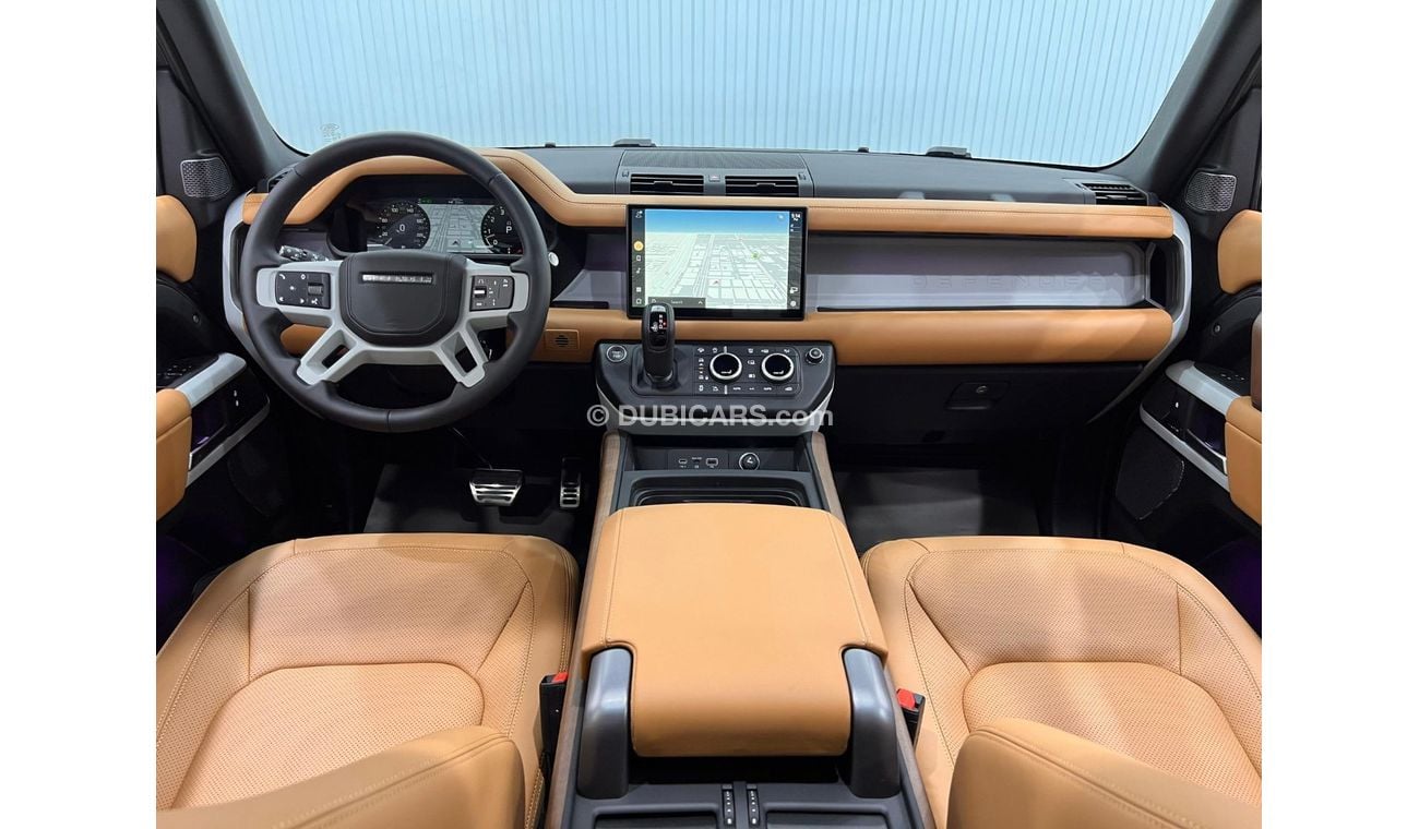 لاند روفر ديفندر 2023 Land Rover Defender 110 P400 HSE, 2026 Land Rover Warranty, 2028 Land Rover Service Pack, GCC