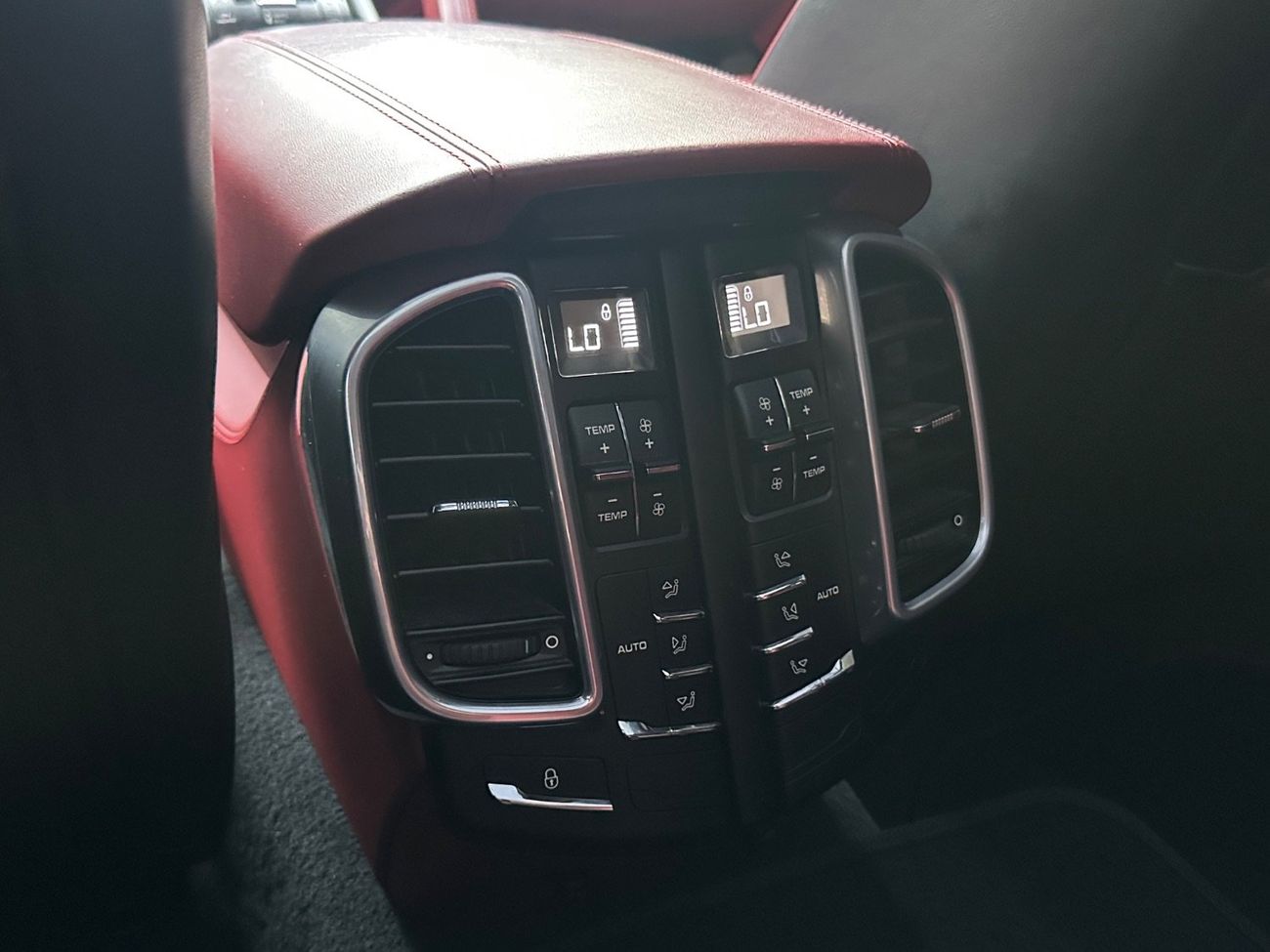 بورش كايان S Platinum Edition 3.6L | V6 Twin Turbo 420 HP | Full Option | Excellent Condition | GCC Specs