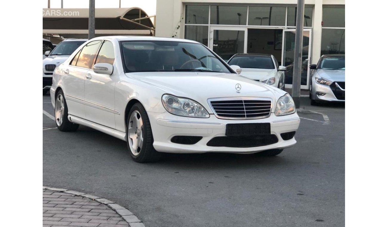 مرسيدس بنز S 350 موديل 2005 خليجي فل مواصفات كراسي جلد ومثبت سرعه وتحكم كهربي كامل ونظام صوت ممتاز وكاميرا خلفيه ومدخ