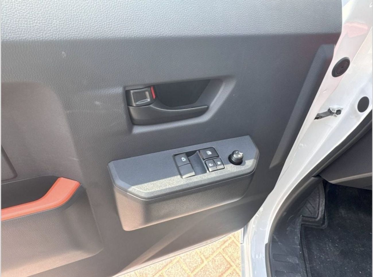 Toyota Hilux Toyota hilux Tamarwa 2.4L diesel  engine LHD