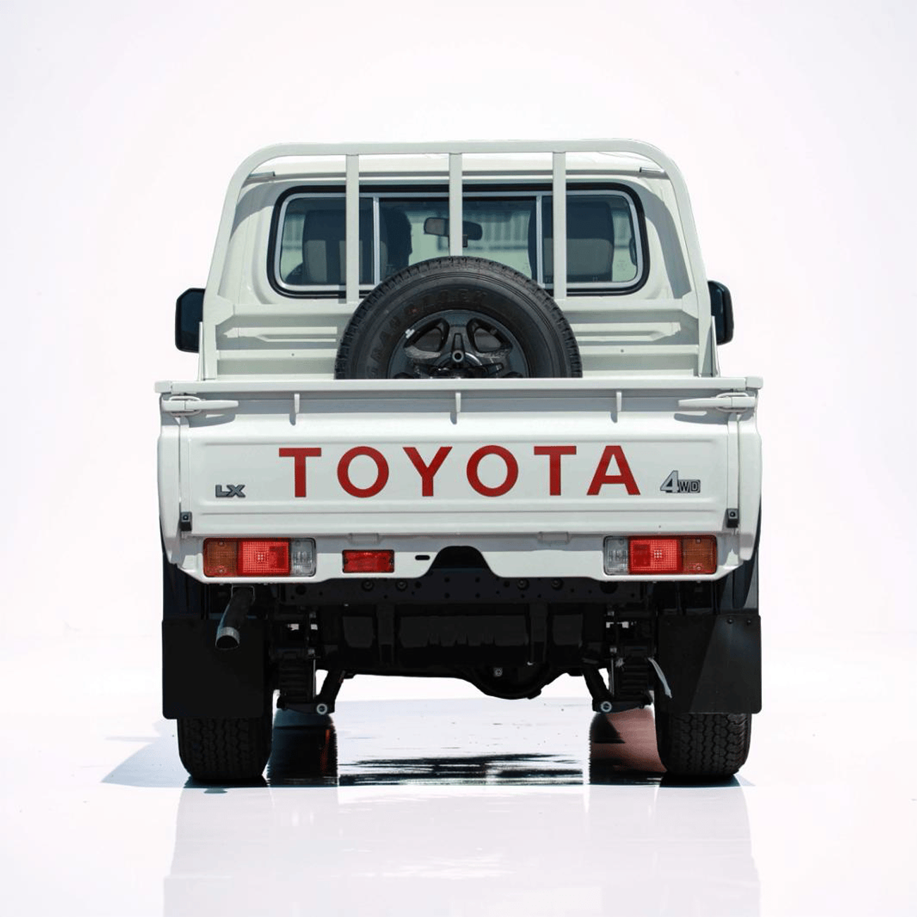تويوتا لاند كروزر بيك آب TOYOTA LAND CRUISER PICK Up DC 2.8 DSL A/T 2026