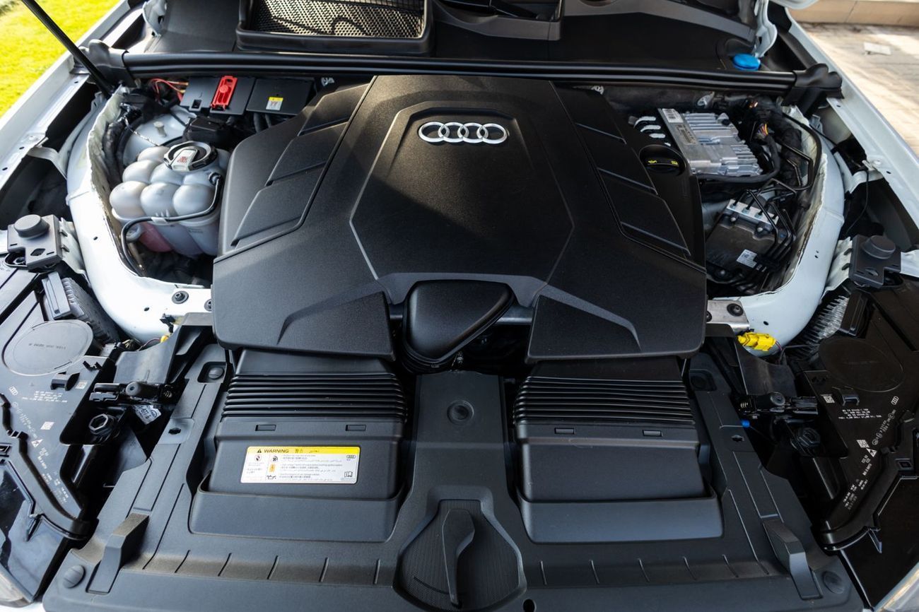 Audi Q7 55 TFSI quattro S-Line 3.0L