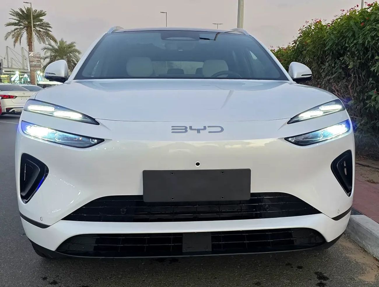 بي واي دي سيليون 7 06 Top Option | Zero km