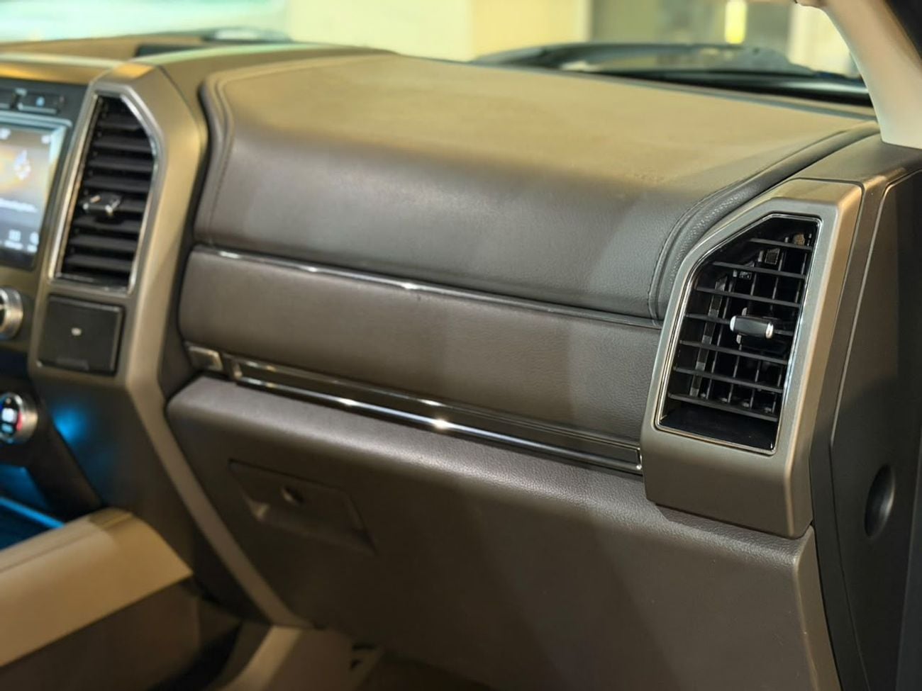 Ford Expedition XLT FORD EXPEDITION XLT 2019 GCC | ACCIDENTS FREE | ORIGINAL PAINT