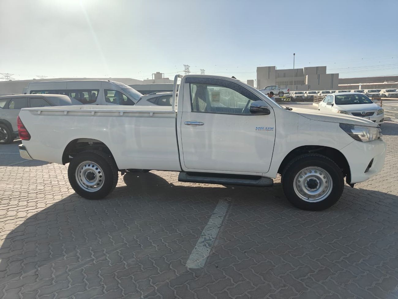 تويوتا هيلوكس 2026 Toyota Hilux DLX Single Cabin 3-Seater 2.4L 4-Cyl Diesel M/T 4x4 Only For Export