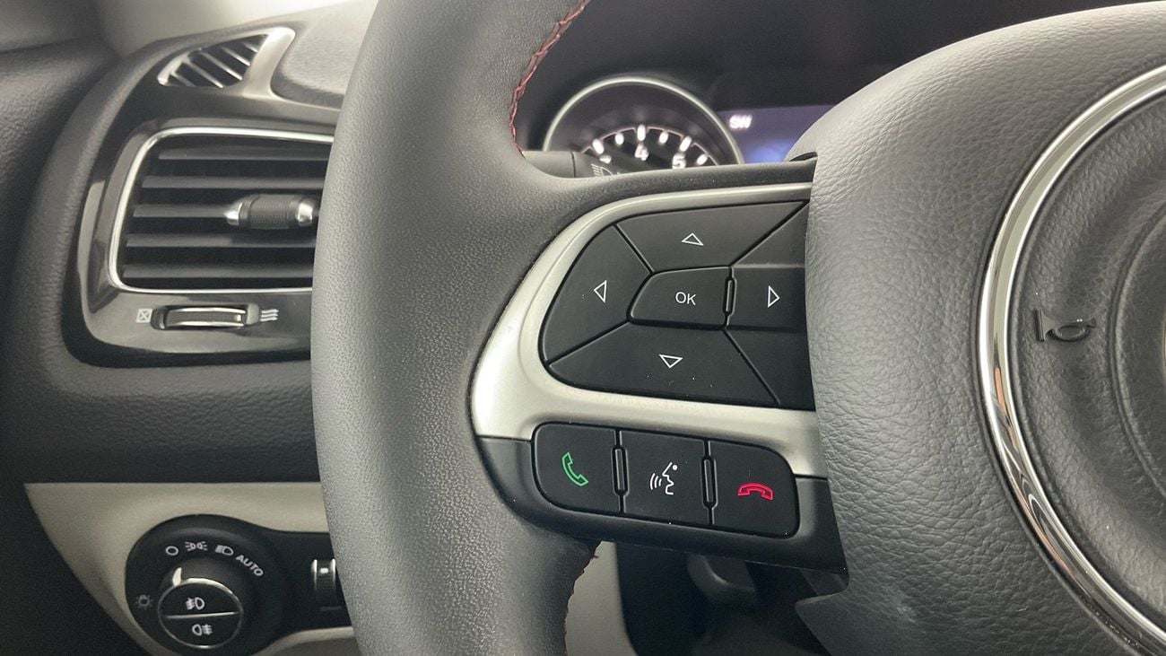 جيب كومباس Limited | شامل الضمان | 0 ﺪﻔﻋﺓ ﺃﻮﻟﻯ