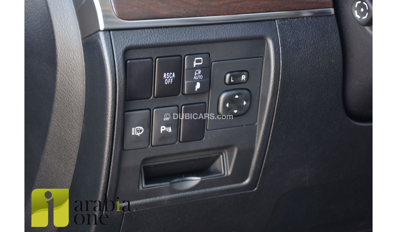 Toyota Land Cruiser - VXE - GRAND TOURING SPORT - 5.7L