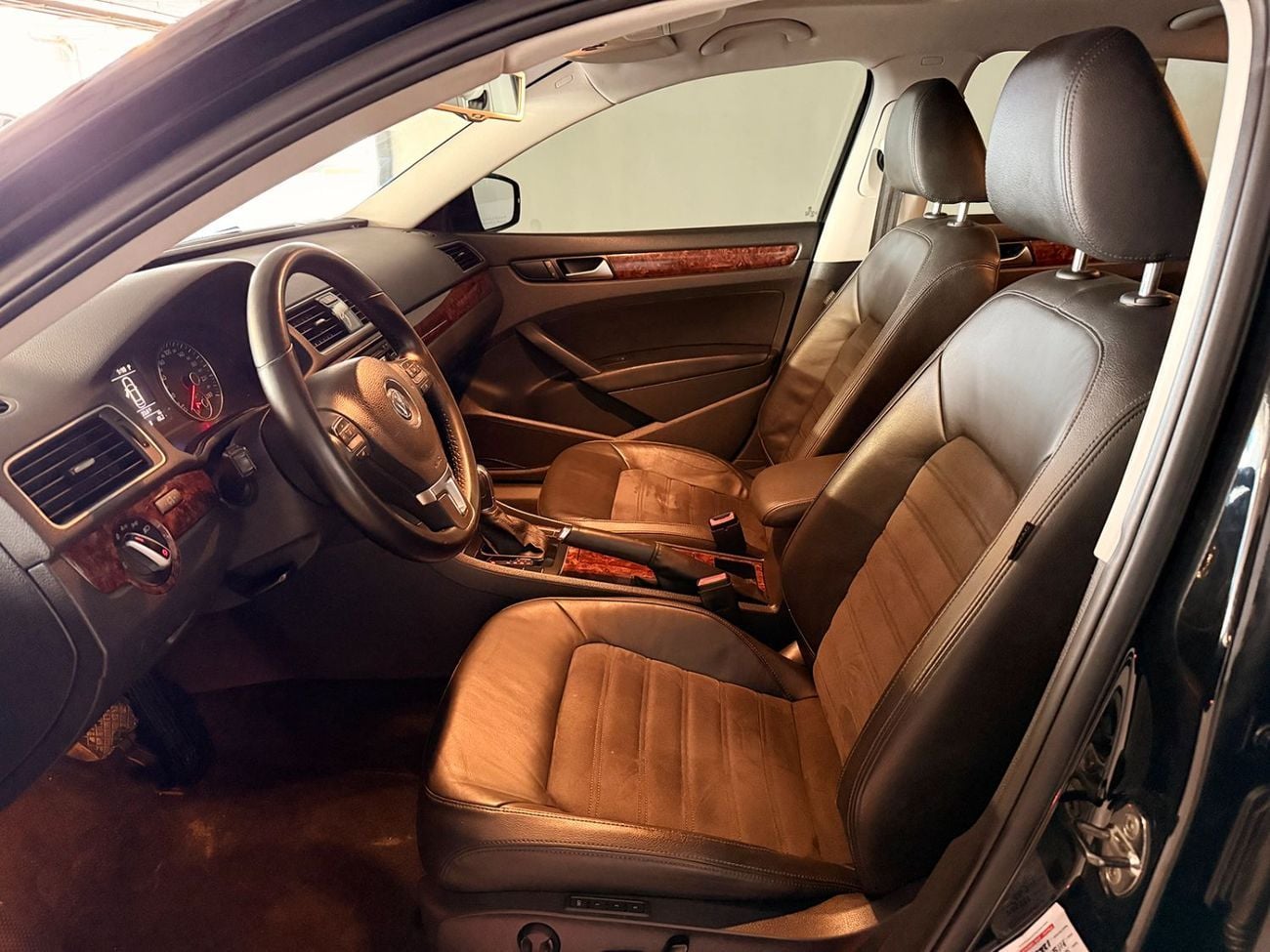 Volkswagen Passat SEL 2.5L
