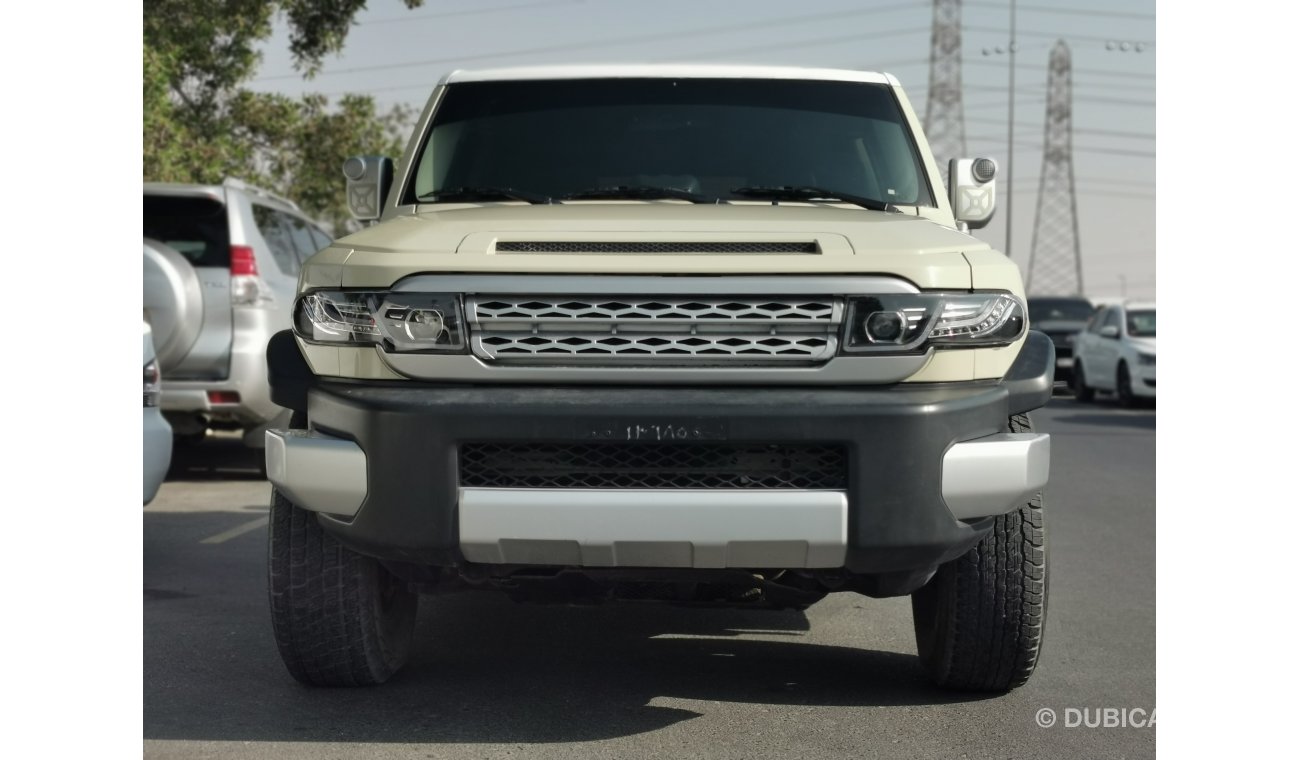 Toyota FJ Cruiser 4.0L PETROL, 16" ALLOY RIMS, SUB-WOOFER, 4WD CONTROL SWITCH (LOT # 8670)