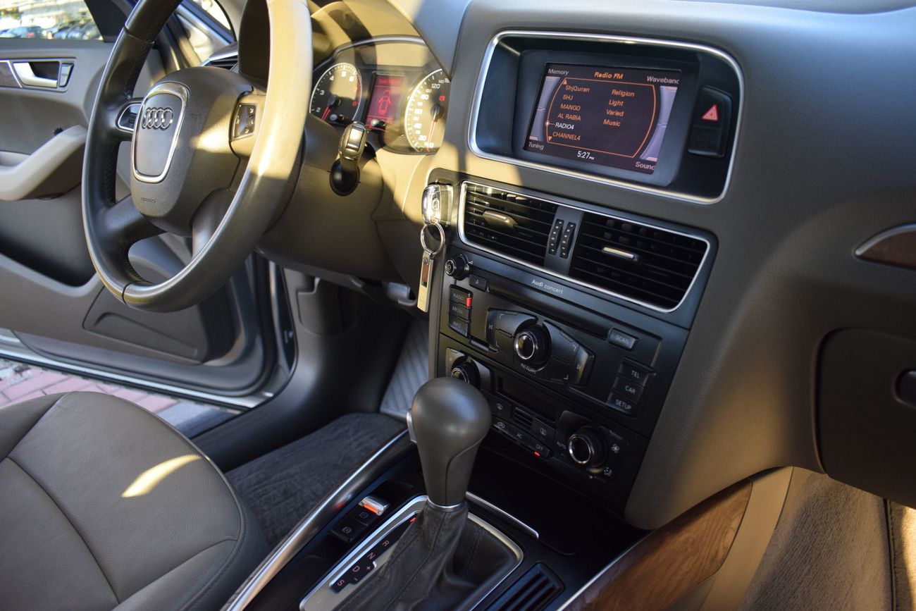 أودي Q5 Audi Q5 - GCC Specs - 2012