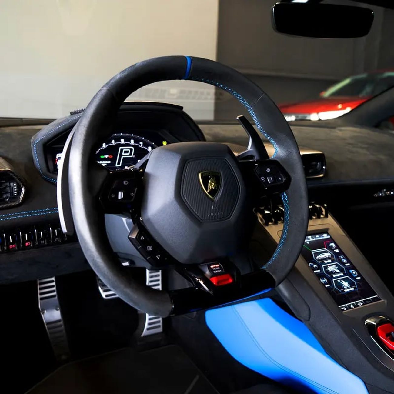 Lamborghini Huracan AED 1,149,950 • Lamborghini Huracan STO • Agency Warranty