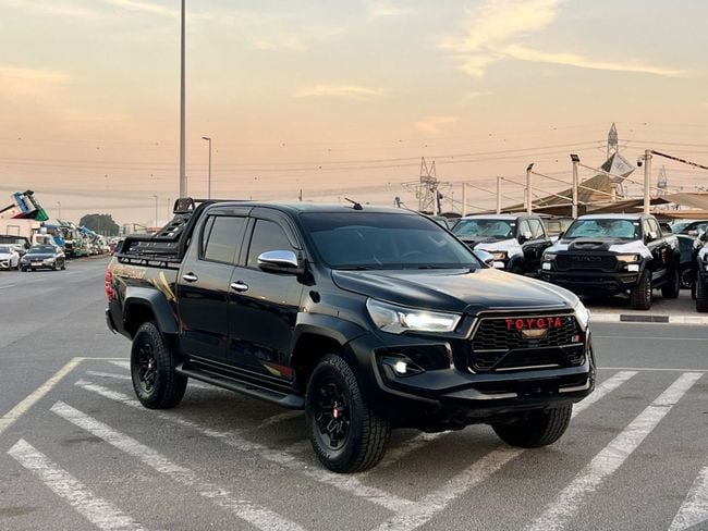 Used 2021 Toyota Hilux SGLX for sale in UAE | Verified Second Hand Toyota Hilux SGLX Price