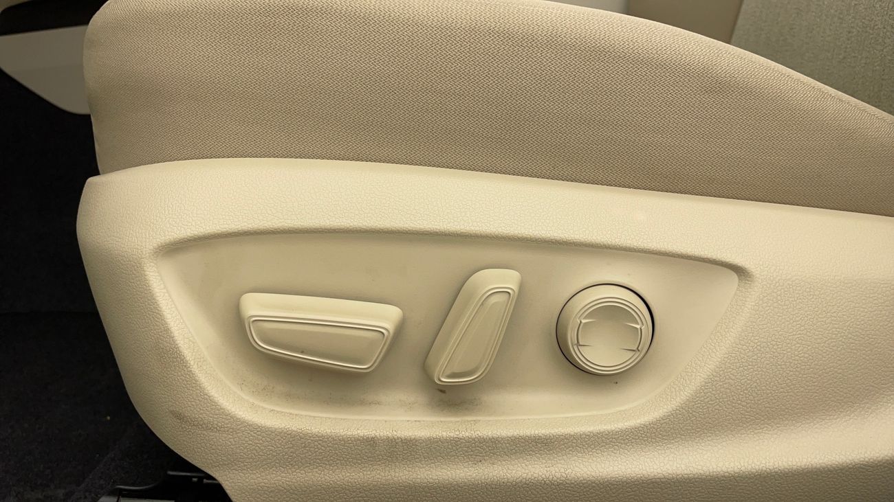 Toyota Camry SE 2.5 | Zero Down Payment | Home Test Drive