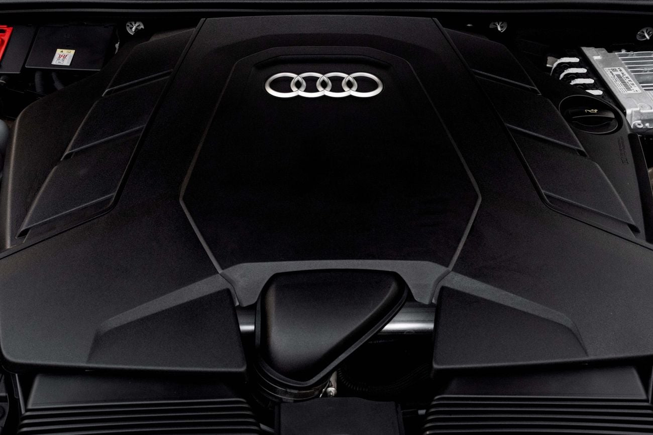 أودي Q8 Audi Q8 55 TFSI