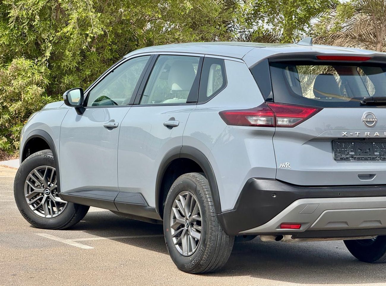 Nissan XTrail S 2.5L (169 HP) FWD (5 Seater) 2023 2.5L GCC (1240/-MONTHLY)