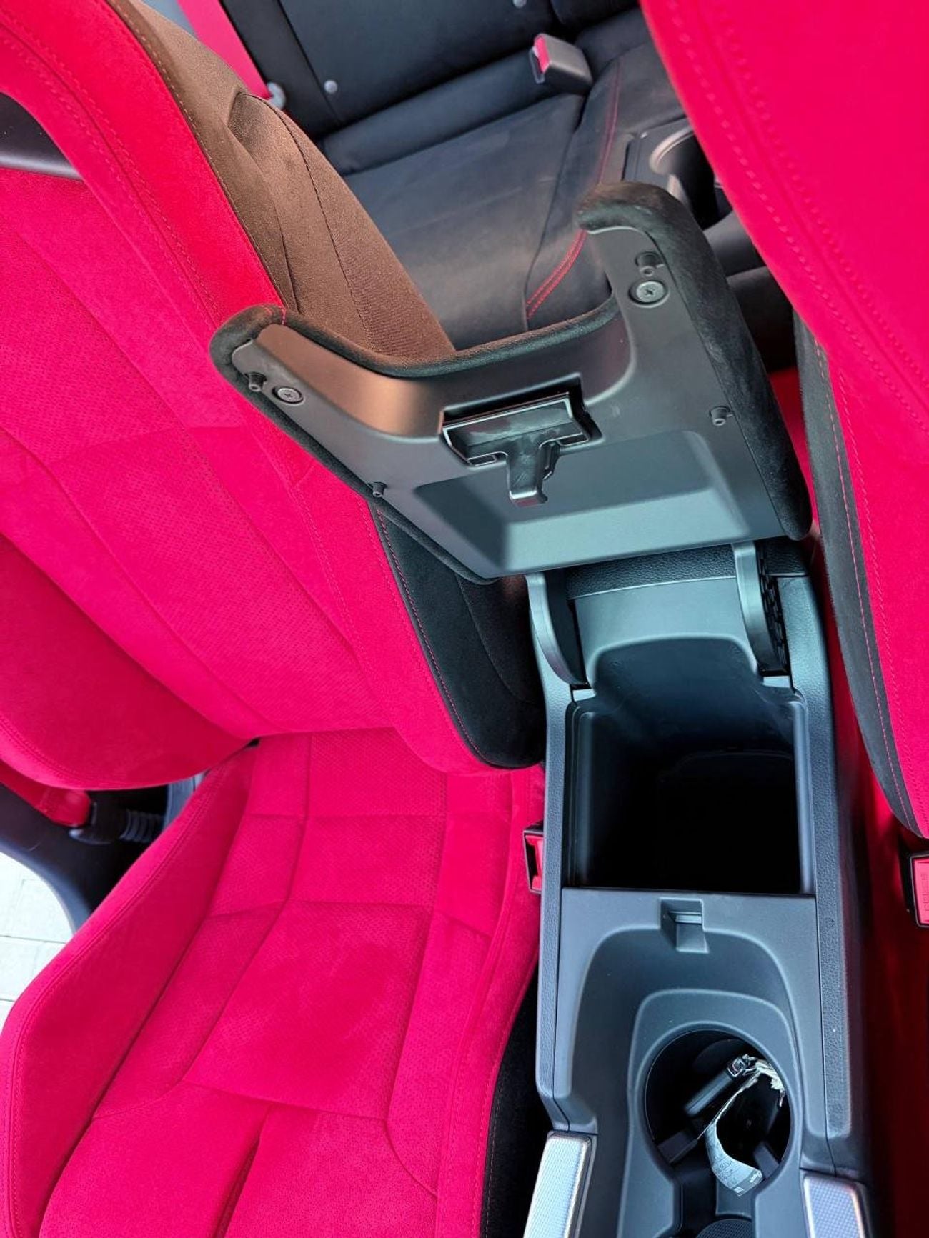 Honda Civic TYPE R - 2.0L - PETROL - MANUAL TRANSMISSION - 2024 MODEL YEAR