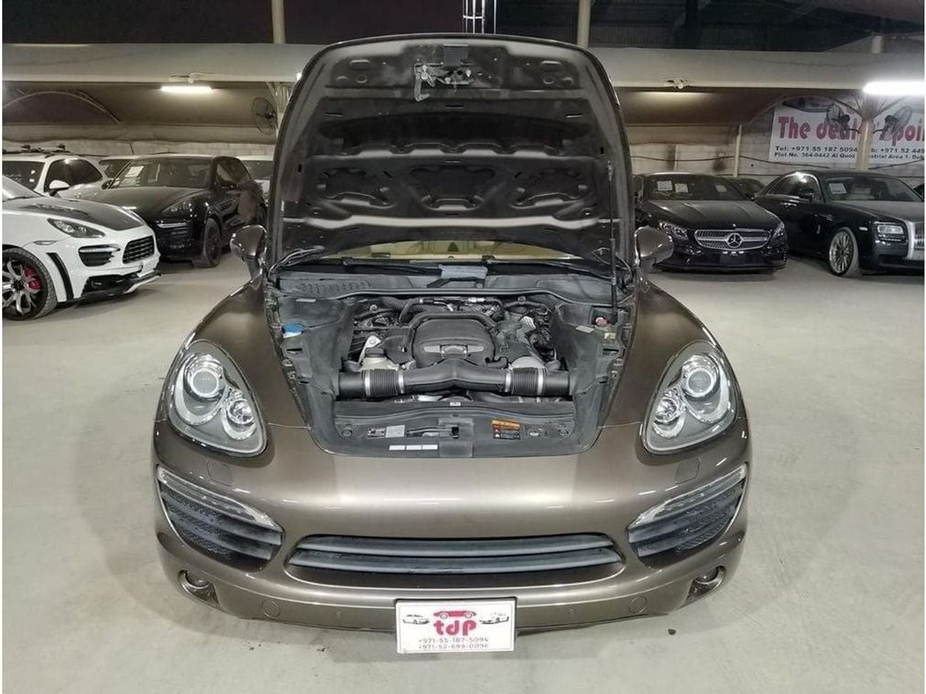 Porsche Cayenne S 4.8L PORSCHE CAYENNE S 2014 4.8L | SPORTS STEERING | SPECIAL BROWN PAINT | SUNROOF