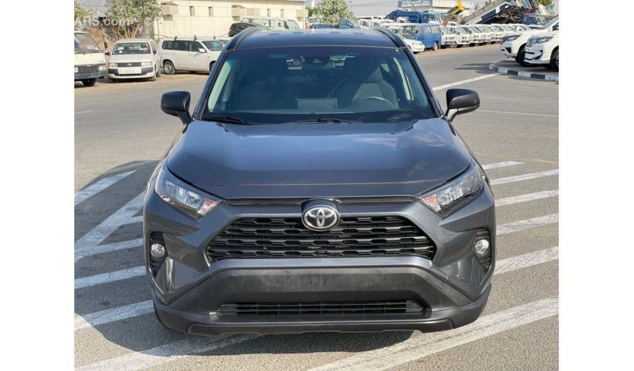 Toyota RAV4 *Offer*2019 Toyota Rav4 LE 2.5L MidOption / EXPORT ONLY