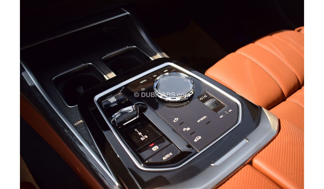 BMW 740Li 2023 BMW 740i 3.0L Petrol