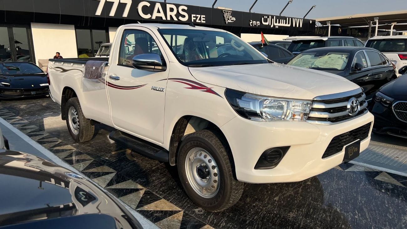 تويوتا هيلوكس GLX 2.7L Single Cab Utility 4WD M/T