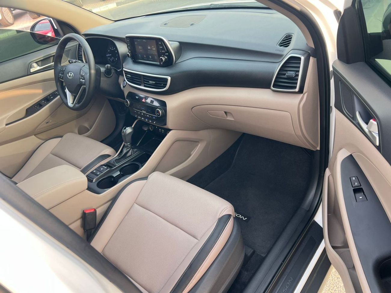 Hyundai Tucson 2021 HYUNDAI TUCSON LIMITED 2.4L V4 - LEATHER & ELECTRIC SEATS - PUSH START - AUTO TRUNK -