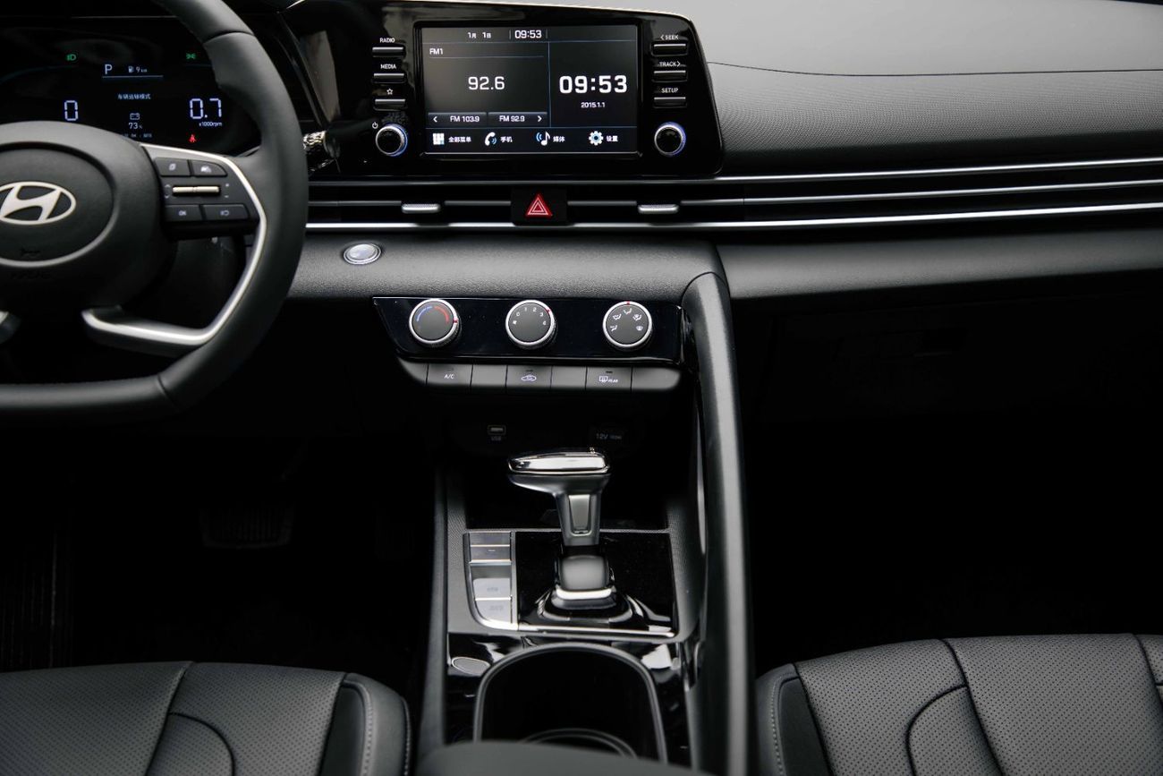 Hyundai Elantra GLX Elite 1.5L - White Inside Black | Export Only