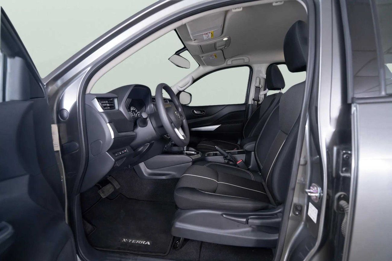 Nissan XTerra Titanium 2.5L RWD TITANIUM 2.5