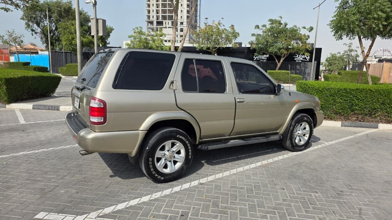 نيسان باثفايندر XE 3.5L