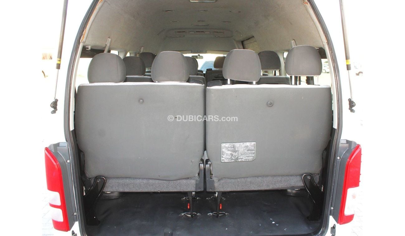 Toyota Hiace GL - High Roof LWB Toyota Hiace 2016 GCC High Roof, in excellent condition