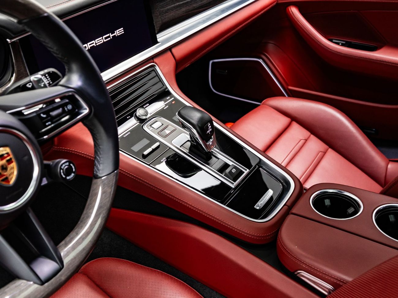 Porsche Panamera 4 3.0L 2023 Porsche Panamera, 2.9TC V6 RWD, 325bhp, 8 Speed PDK Automatic