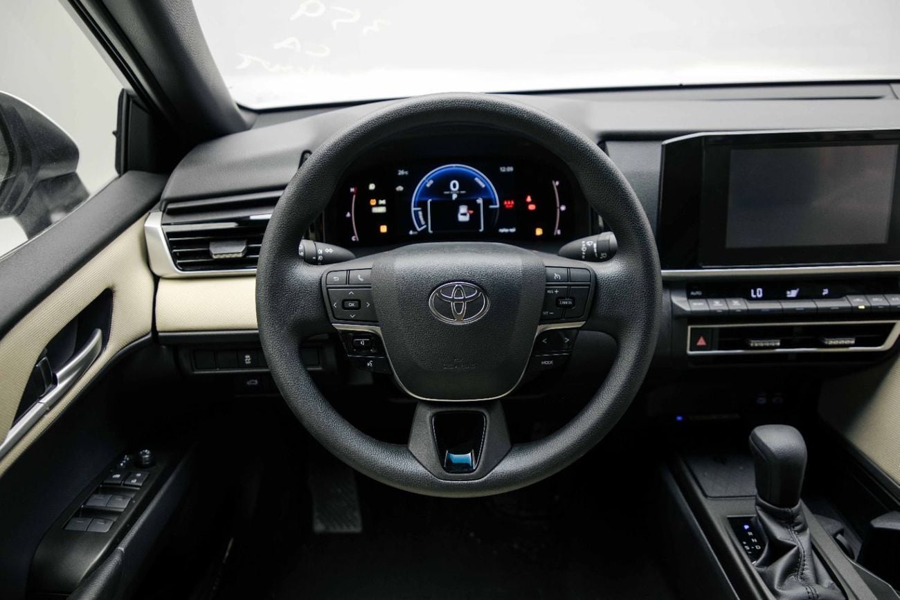 Toyota Camry LE HEV 2.5L - Platinum White Pearl Inside Beige | Export Only