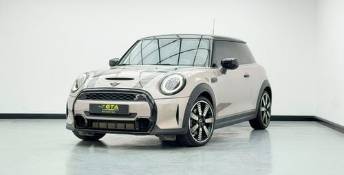 Mini Cooper S STD 2024 Mini Cooper S, 03/2027 Mini Warranty + Service Contract, Full Mini Service History, GCC