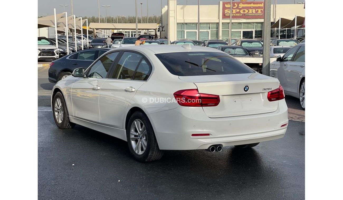 بي أم دبليو 320 Std BM 320 2018