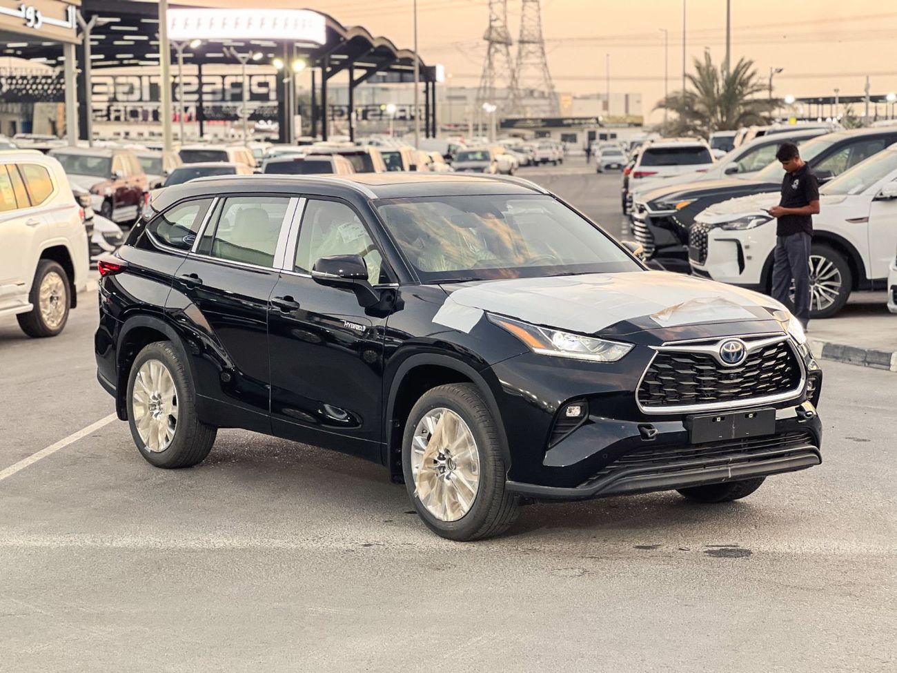 Toyota Highlander EXPORT ONLY - Highlander Limited 2.5L Hybrid (AWD)