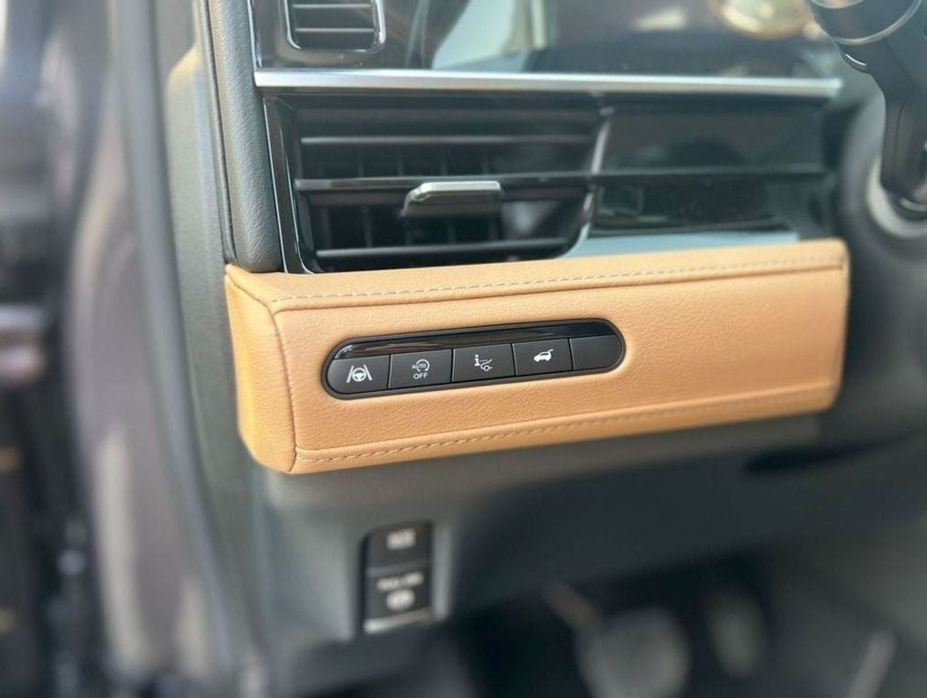 Infiniti QX80 Sensory 3.5L