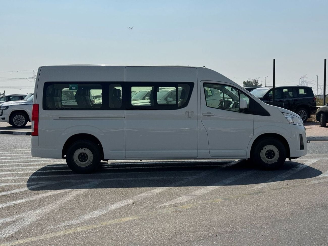 Toyota Hiace GL ECTAI0032 - 2026 Toyota Hiace Hrf Pass Van GL - 3.5L Petrol Auto