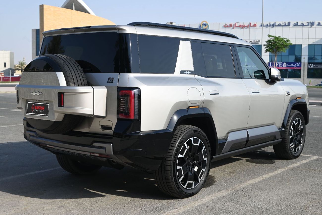 BYD Leopard 8 Smart and Brave Flagship Edition (7 Seats) - EMI 3,580 AED - BYD LEOPERD 8 2024