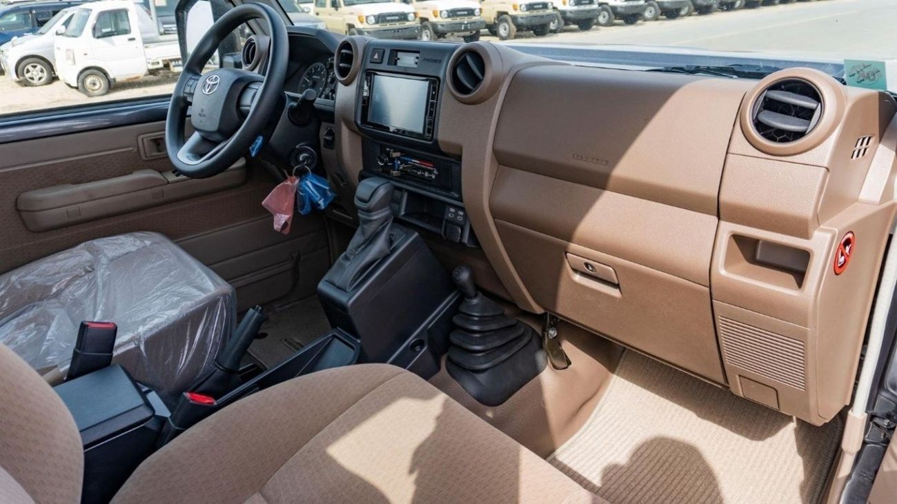 تويوتا لاند كروزر بيك آب 2024 Toyota LC79 double cabin 2.8L Diesel AT
