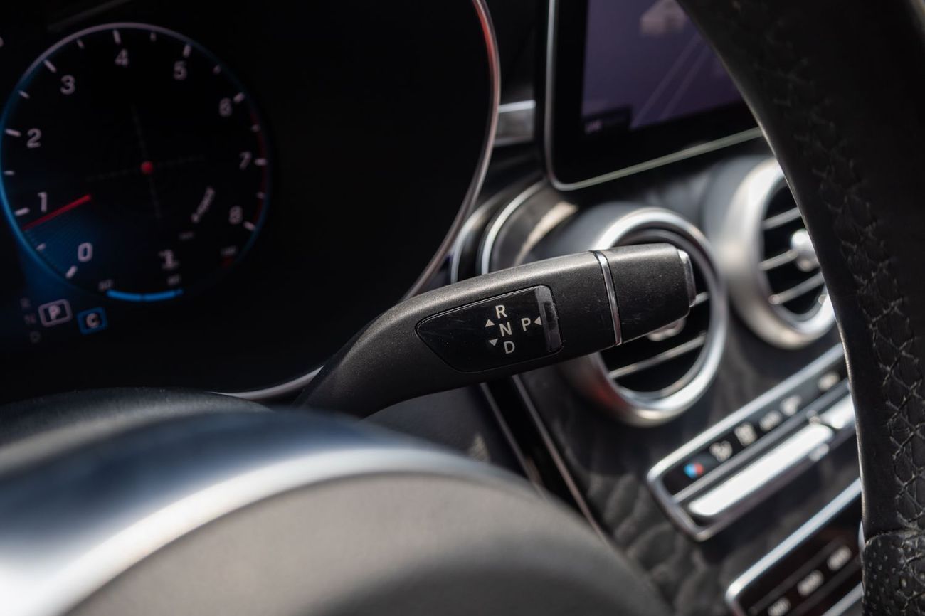 Mercedes-Benz C 200 AMG