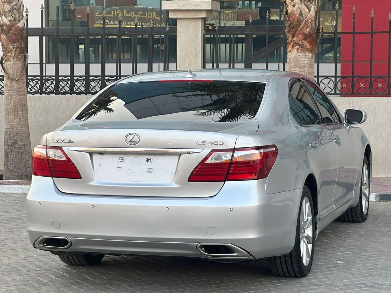 Lexus LS460